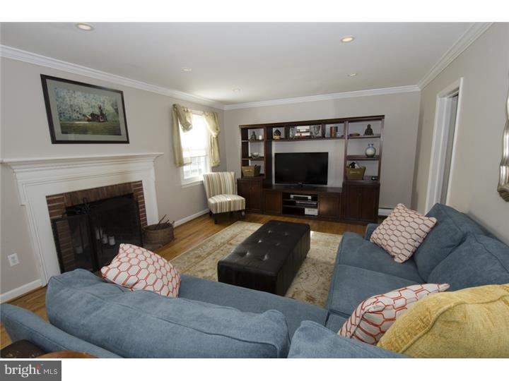 245 Frederick Road Havertown, PA 19083 - Photo 3 of 20