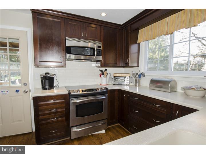 245 Frederick Road Havertown, PA 19083 - Photo 9 of 20