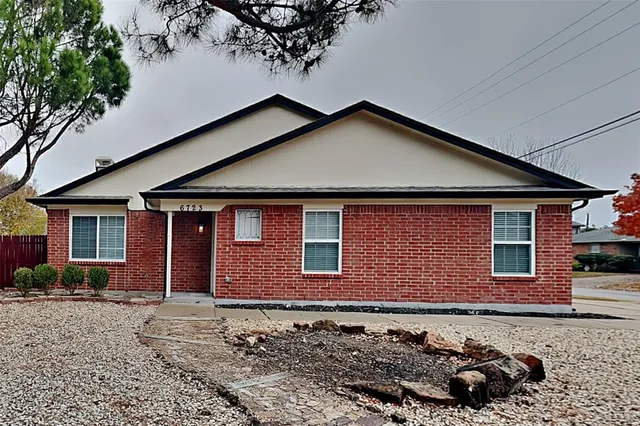 $1,950 | 6723 Cherrytree Drive, Arlington, TX 76001