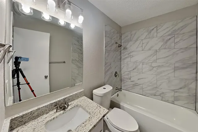 $1,950 | 6723 Cherrytree Drive, Arlington, TX 76001