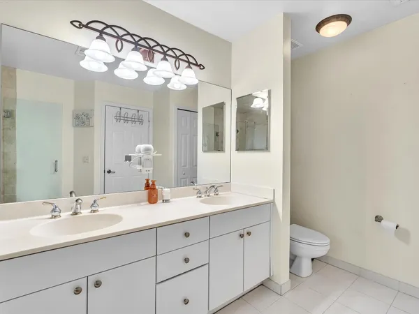 $4,300 | 1449 Banyan Circle, Pompano Beach, FL 33069