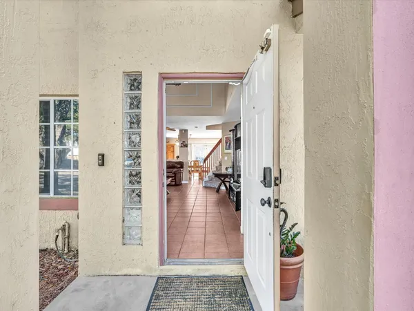 $4,300 | 1449 Banyan Circle, Pompano Beach, FL 33069