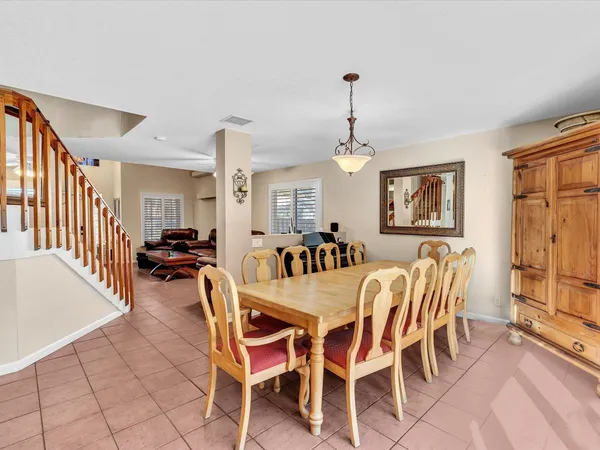 $4,300 | 1449 Banyan Circle, Pompano Beach, FL 33069