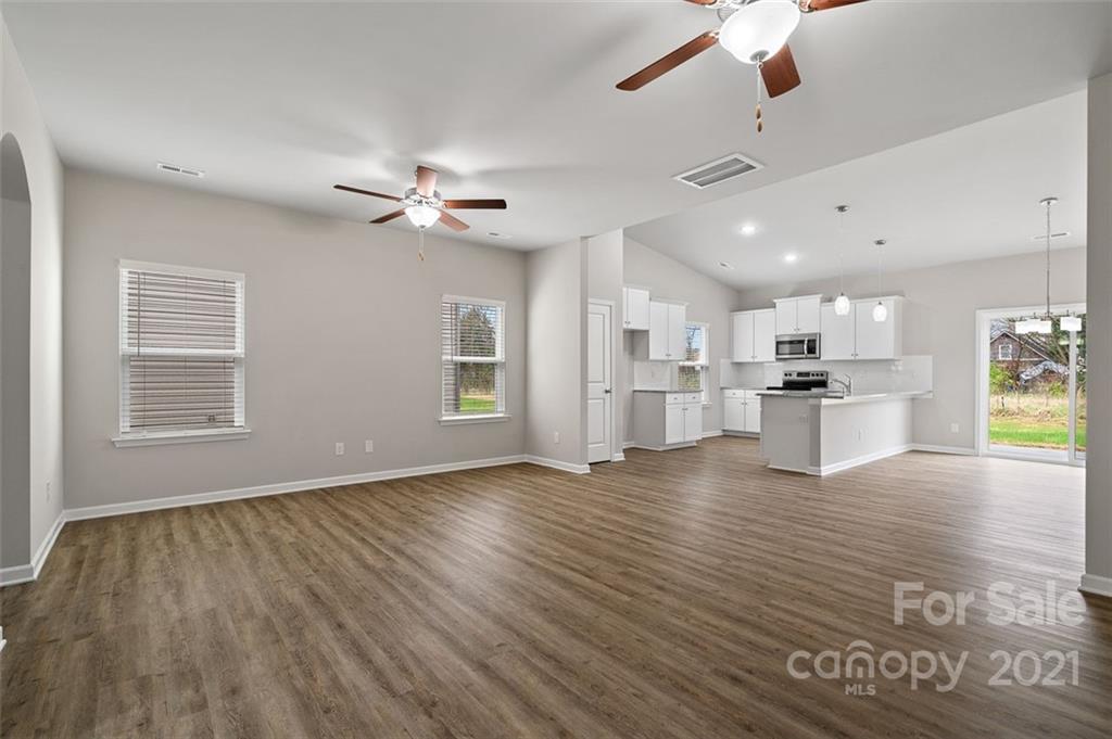 7744 Pleasant Grove Road, Unit 1 Charlotte, NC 28216 - Photo 4 of 24 Gallery Image 4