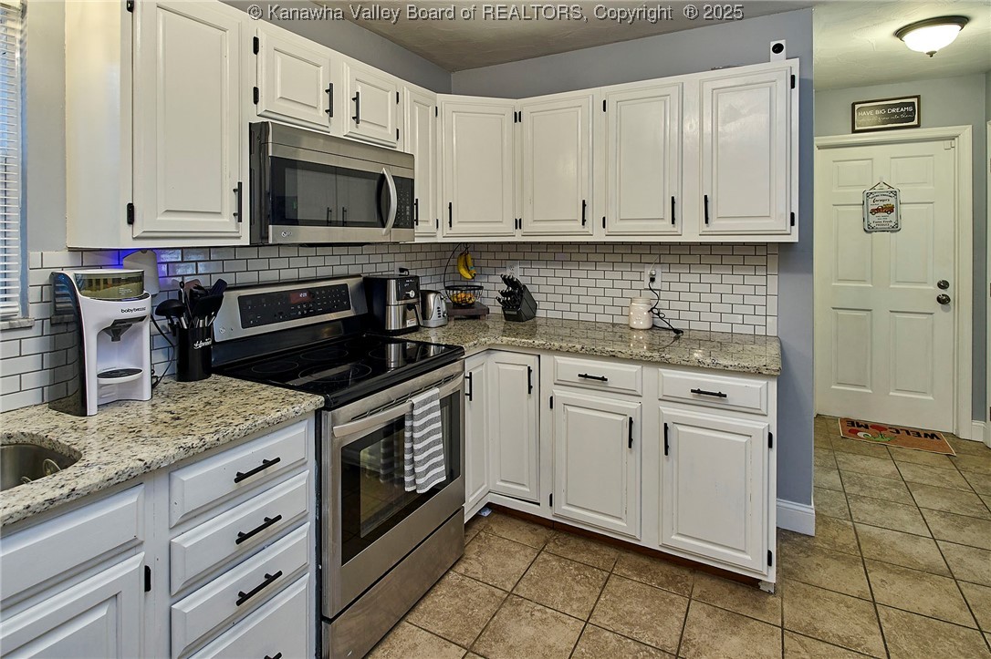 995 Hickory Mills Road Hurricane, WV 25526 - Photo 13 of 43 Gallery Image 13