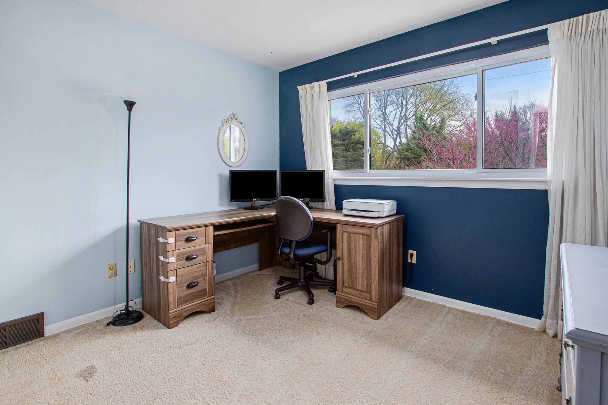 2463 Glengarry Road Jackson, MI 49203 - Photo 21 of 37 bedroom 1