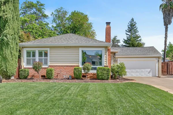 $585,000 | 3620 East Country Club Lane, Sacramento, CA 95821