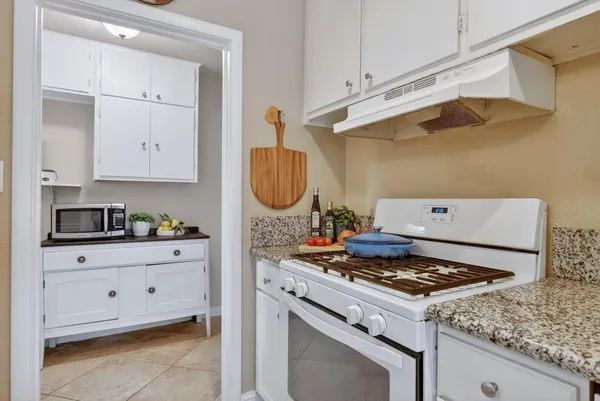 $585,000 | 3620 East Country Club Lane, Sacramento, CA 95821