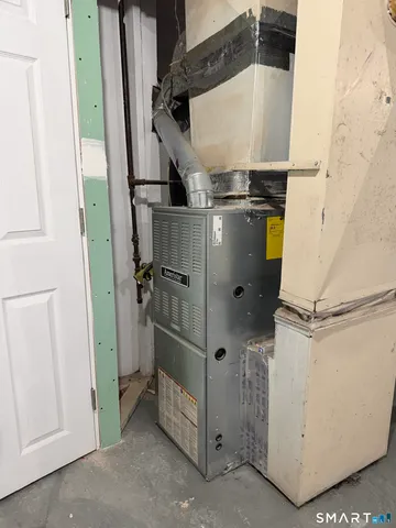 a view of a storage & utility room