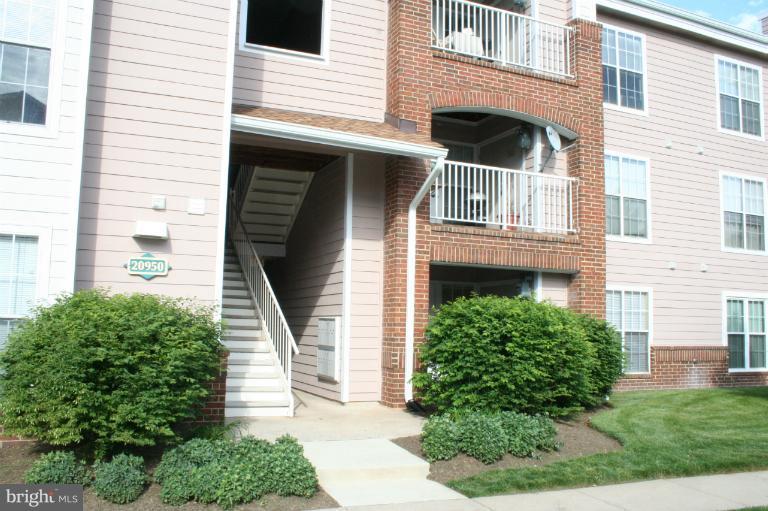 20950 Timber Ridge Terrace, Unit 102 Ashburn, VA 20147 - Photo 13 of 13 Exterior 1