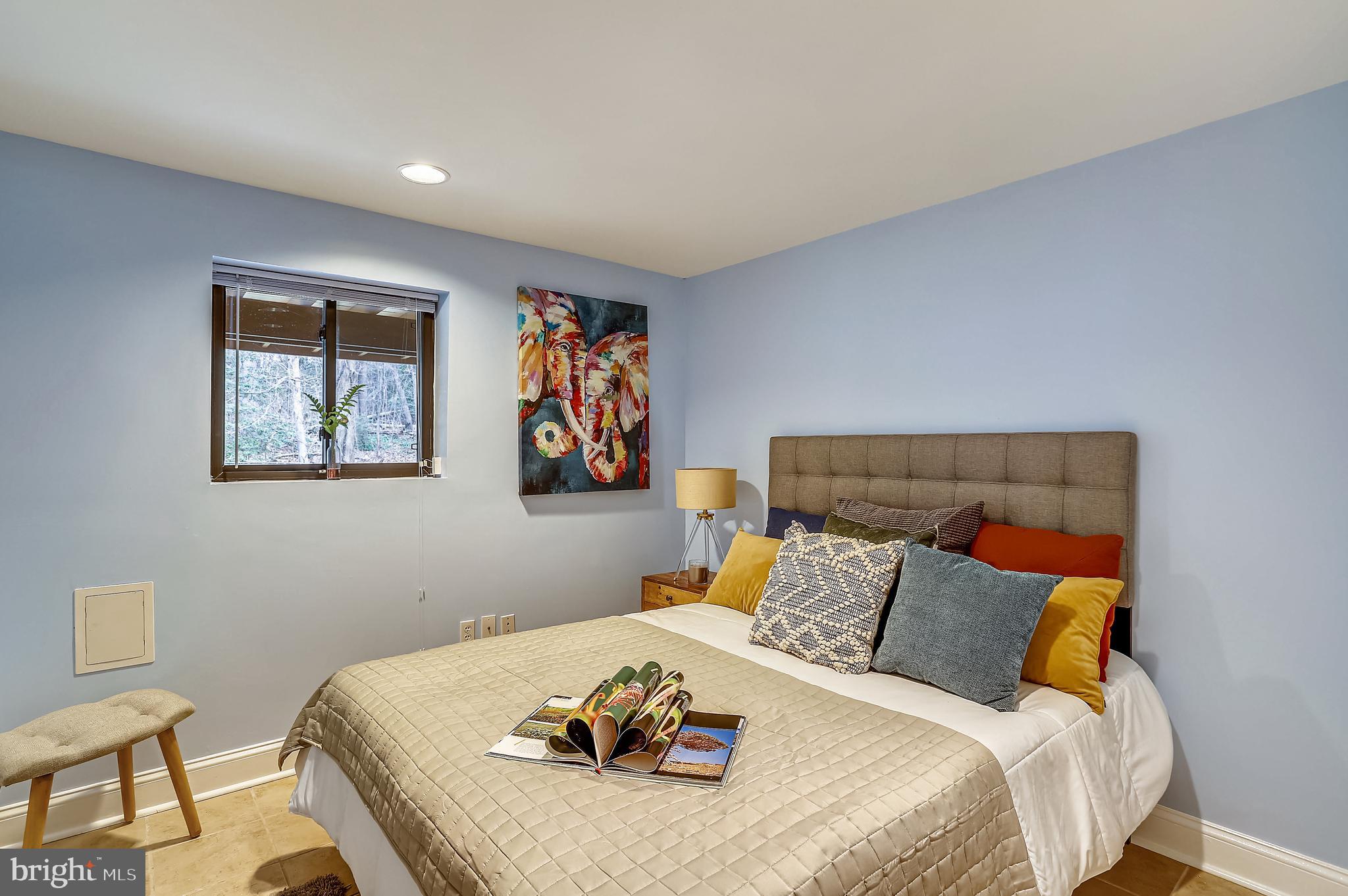 6818 Nashville Road Hyattsville, MD 20784 - Photo 31 of 40 Bedroom 5