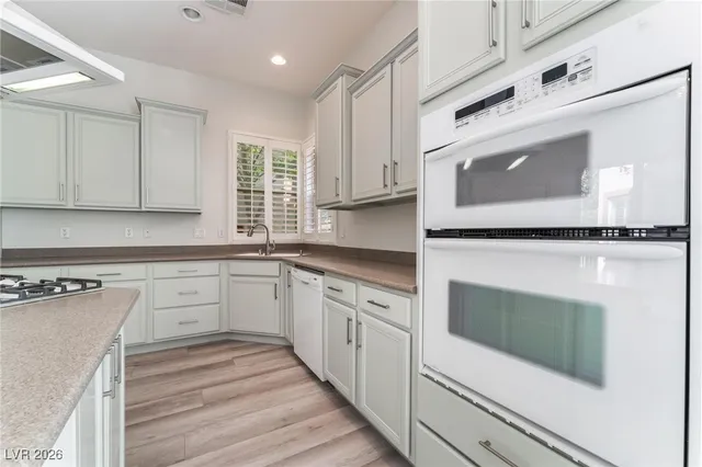 $2,750 | 9201 Whitekirk Place, Las Vegas, NV 89145