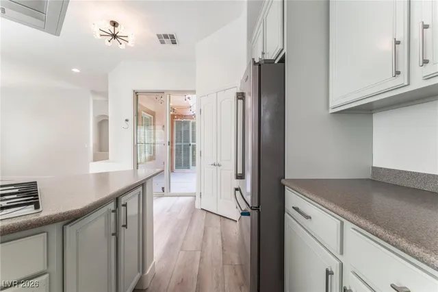 $2,750 | 9201 Whitekirk Place, Las Vegas, NV 89145