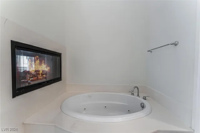 $2,750 | 9201 Whitekirk Place, Las Vegas, NV 89145