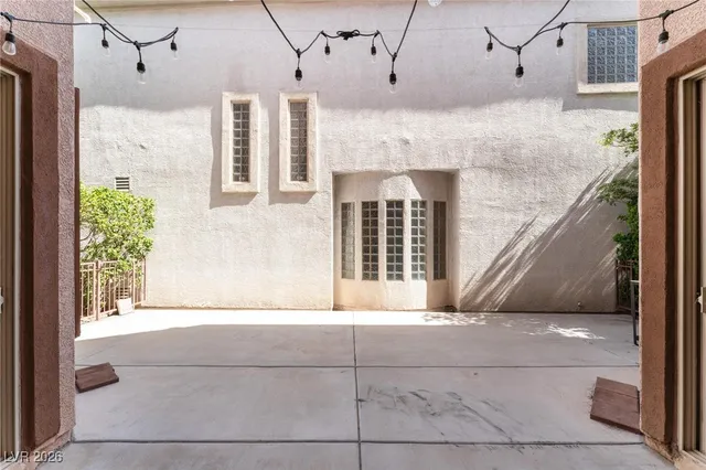 $2,750 | 9201 Whitekirk Place, Las Vegas, NV 89145