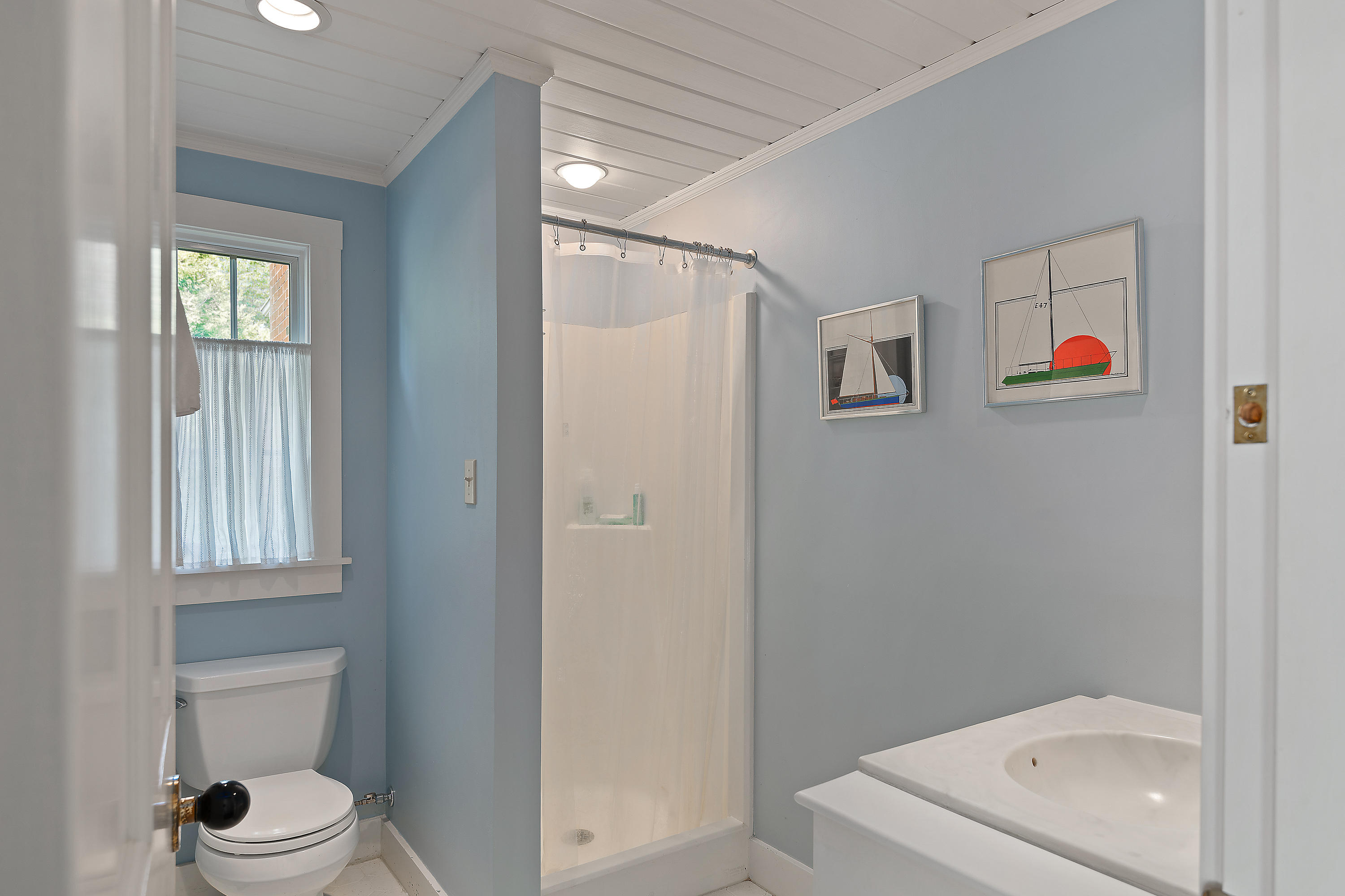16 Chase Hill Road Kennebunk, ME 04043 - Photo 31 of 50 Full bath