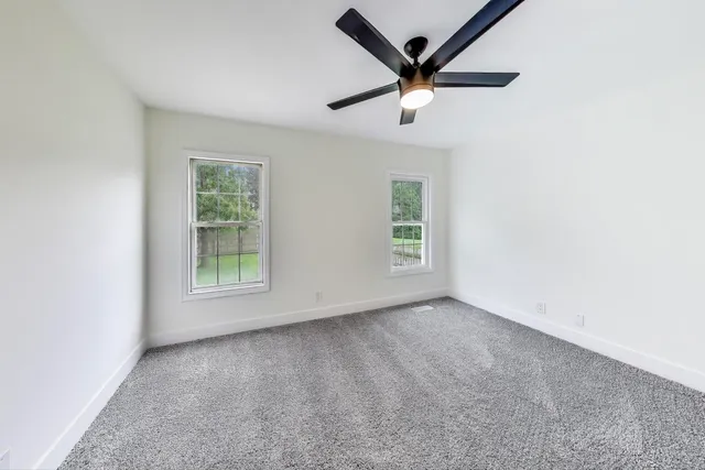 $384,900 | 304 North Pinecrest Road, Bolingbrook, IL 60440