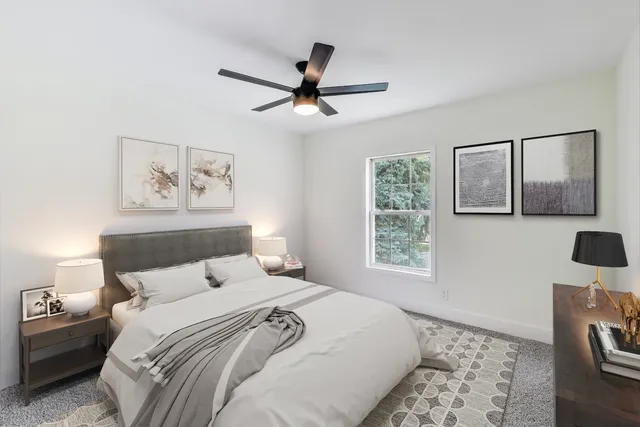 $384,900 | 304 North Pinecrest Road, Bolingbrook, IL 60440