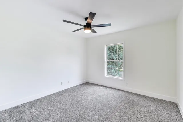 $384,900 | 304 North Pinecrest Road, Bolingbrook, IL 60440