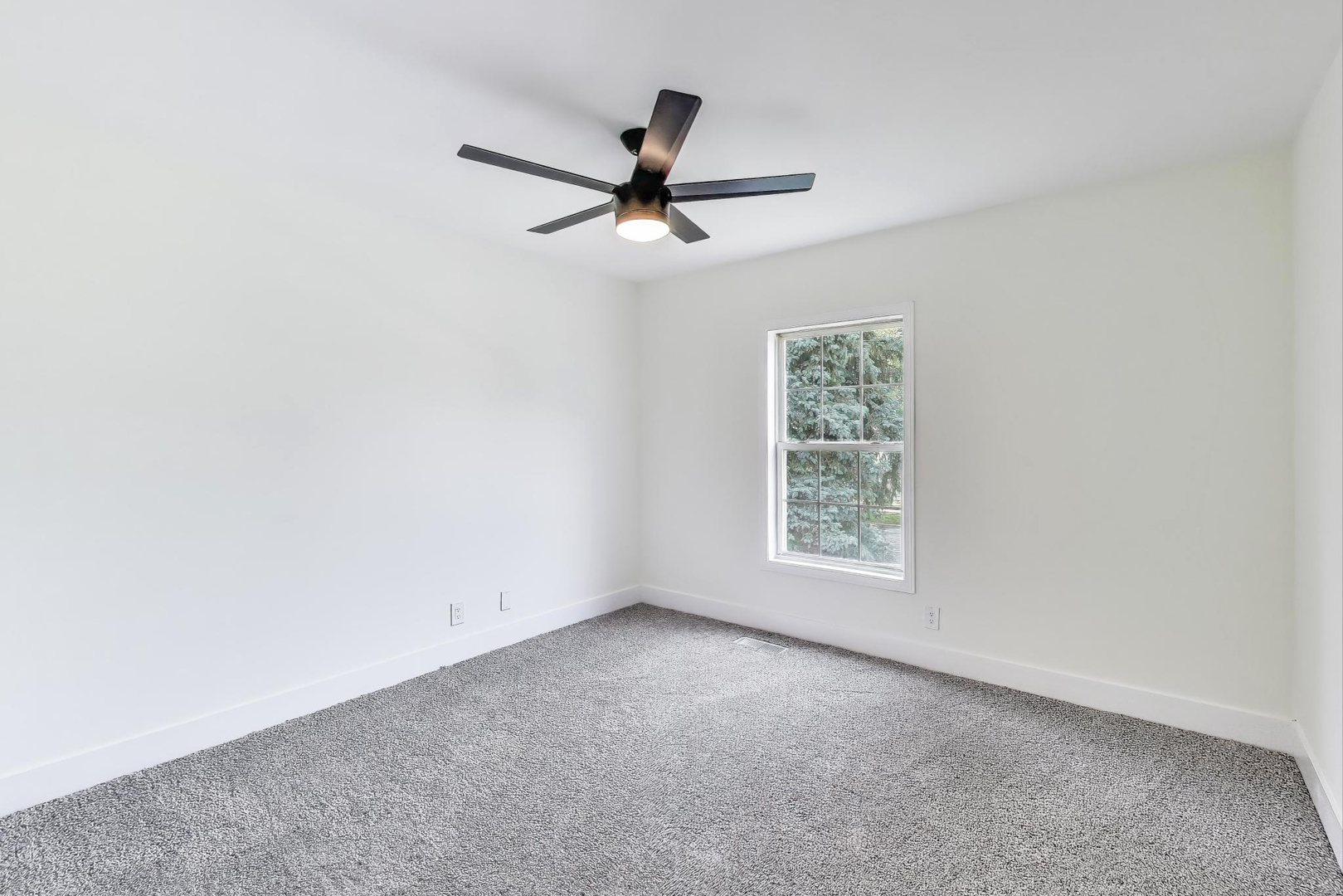 304 North Pinecrest Road Bolingbrook, IL 60440 - Photo 20 of 42