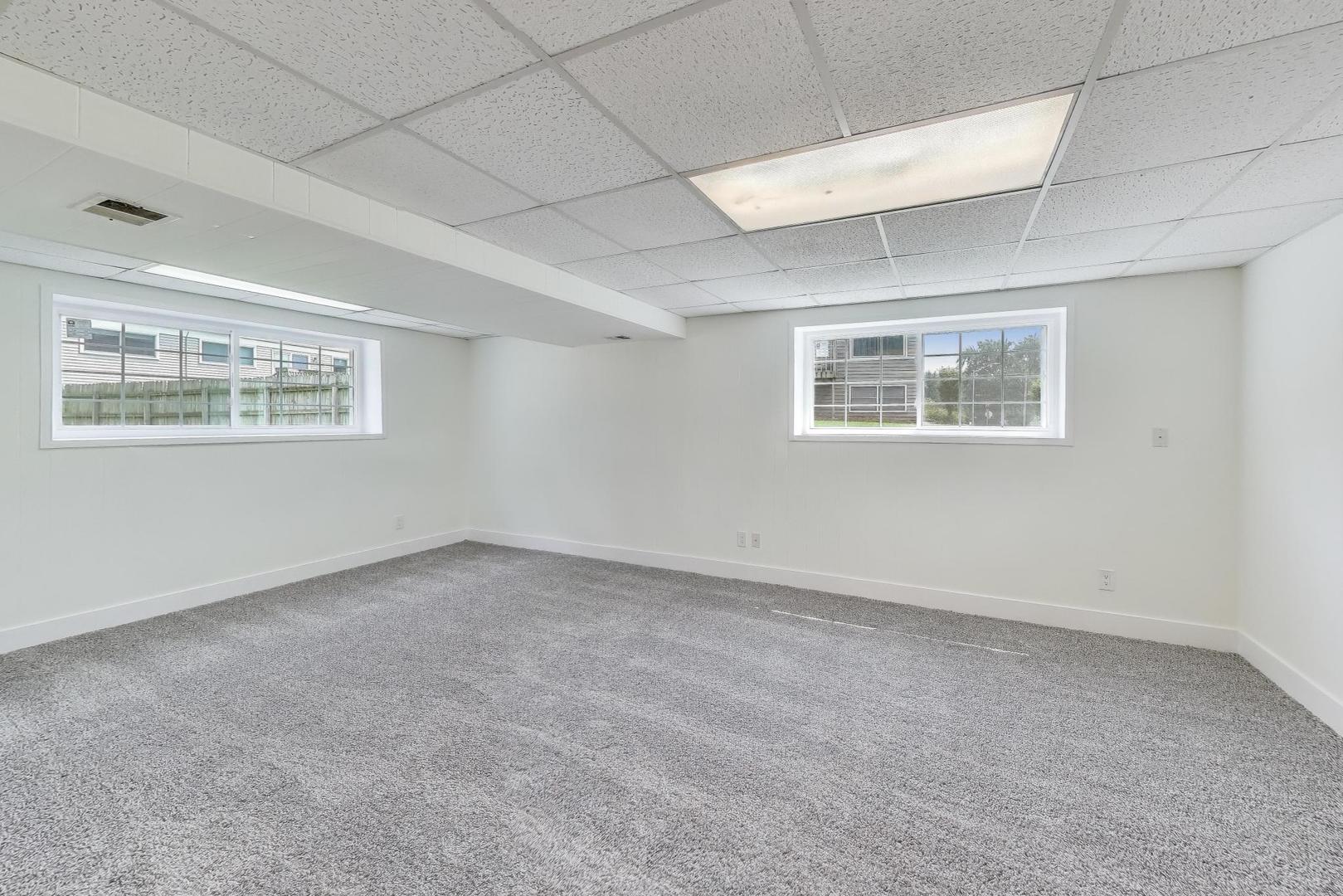 304 North Pinecrest Road Bolingbrook, IL 60440 - Photo 27 of 42