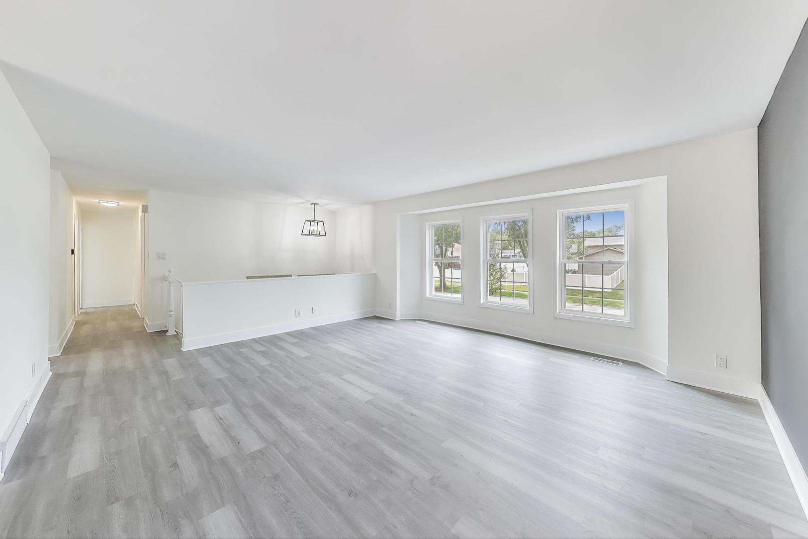 304 North Pinecrest Road Bolingbrook, IL 60440 - Photo 6 of 42