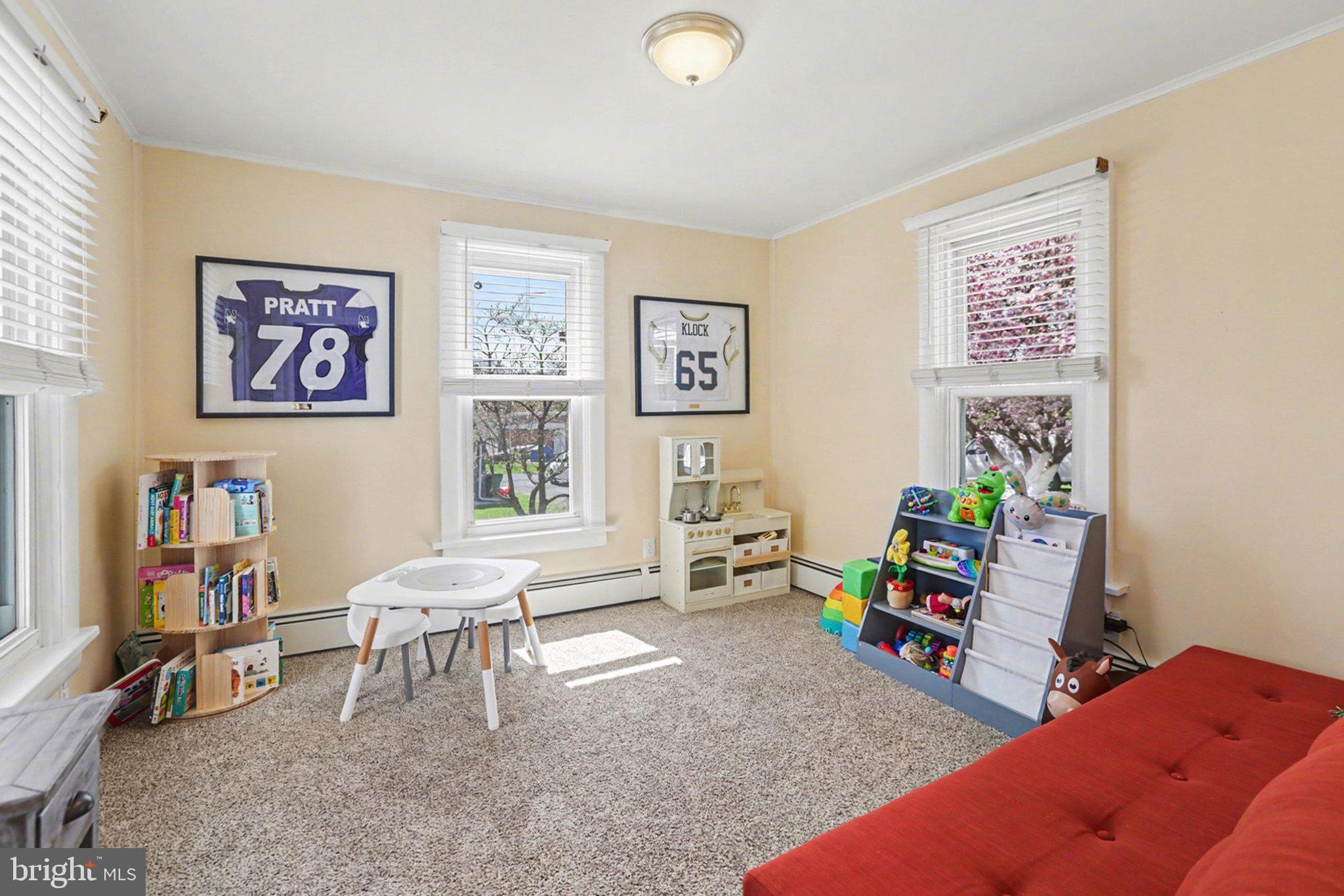 520 Hockersville Road Hershey, PA 17033 - Photo 16 of 39 a bedroom with furniture and a book shelf