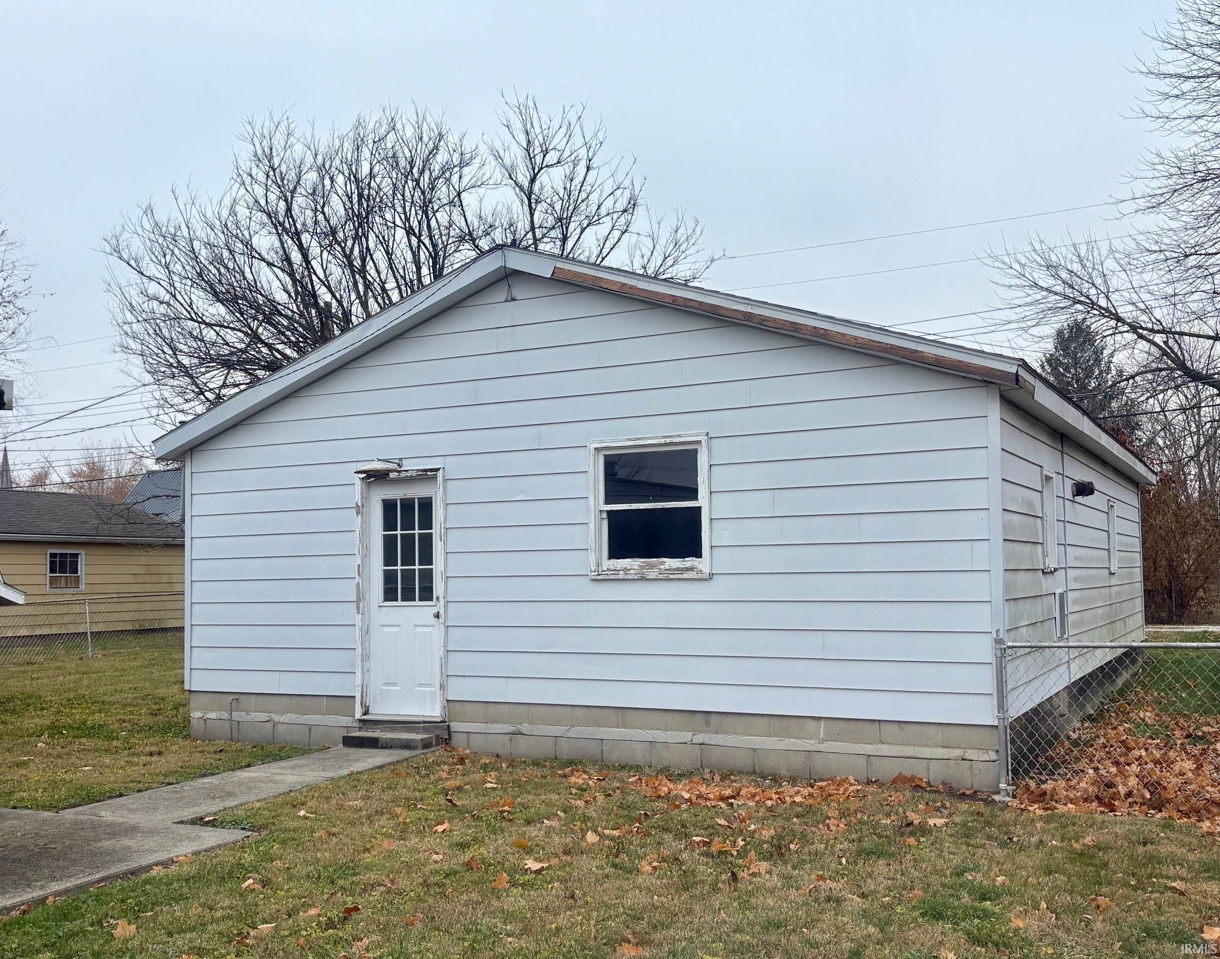 454 Maple Street Tipton, IN 46072 - Photo 15 of 17