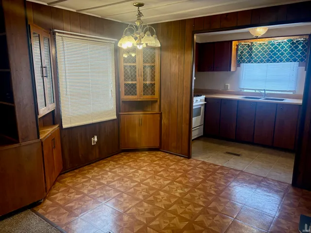 $79,900 | 454 Maple Street, Tipton, IN 46072