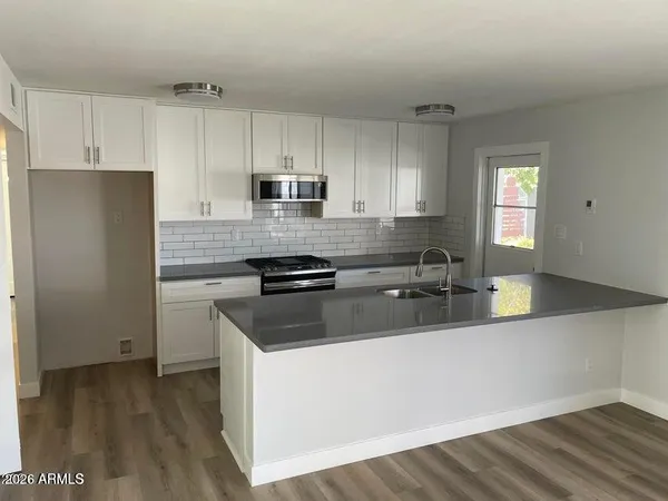 $2,600 | 414 East Malibu Drive, Tempe, AZ 85282