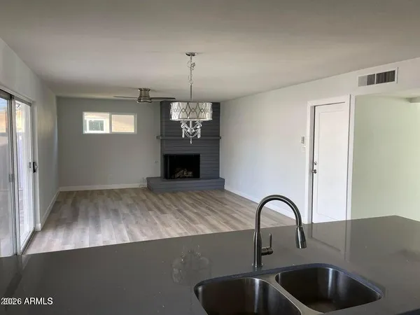 $2,600 | 414 East Malibu Drive, Tempe, AZ 85282