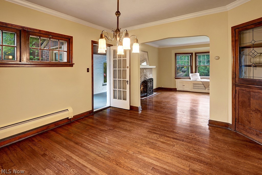 2462 Queenston Road Cleveland, OH 44118 - Photo 9 of 20 Gallery Image 9