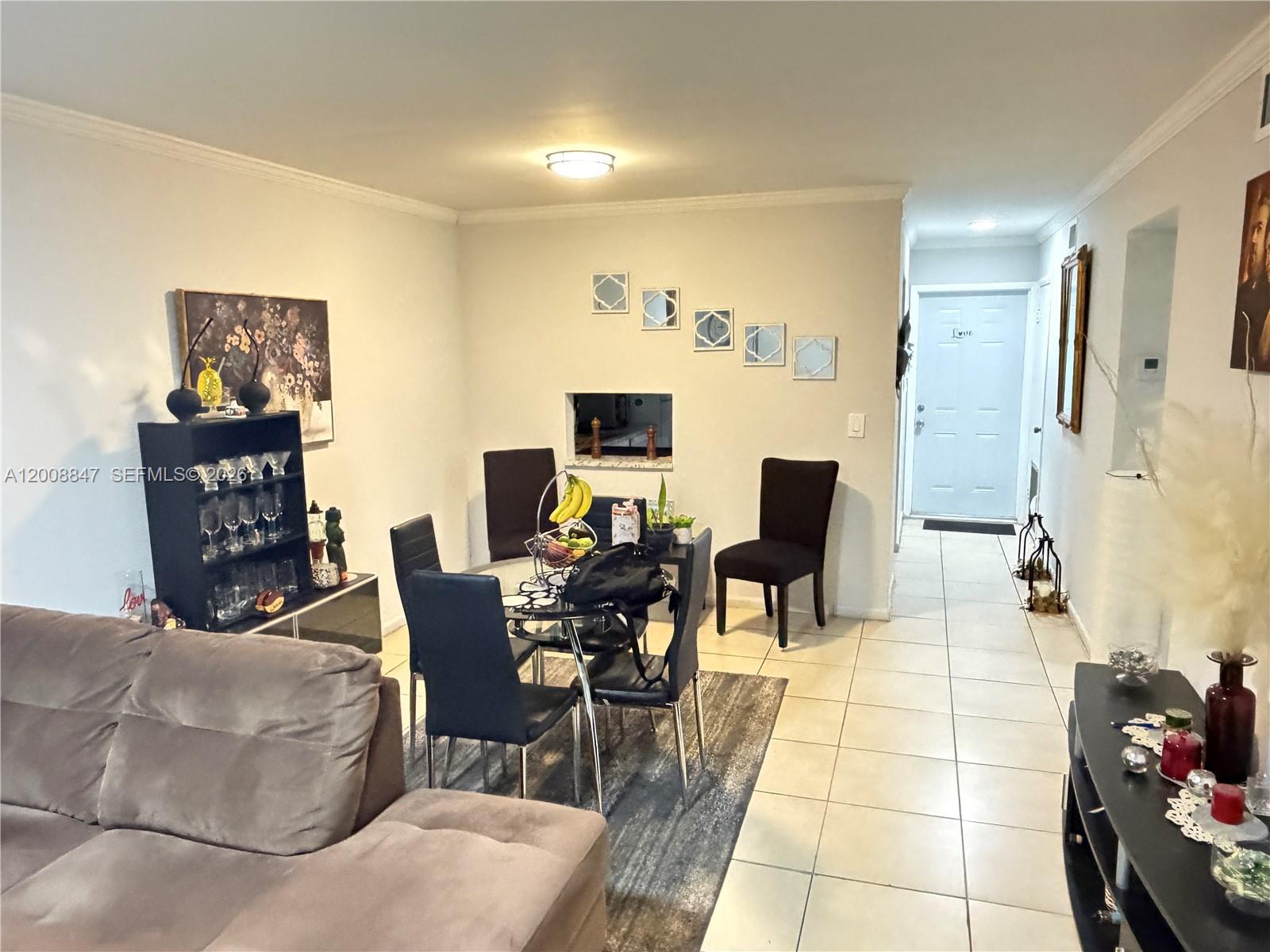 101 Berkley Road, Unit 101 Hollywood, FL 33024 - Photo 12 of 46 Gallery Image 12