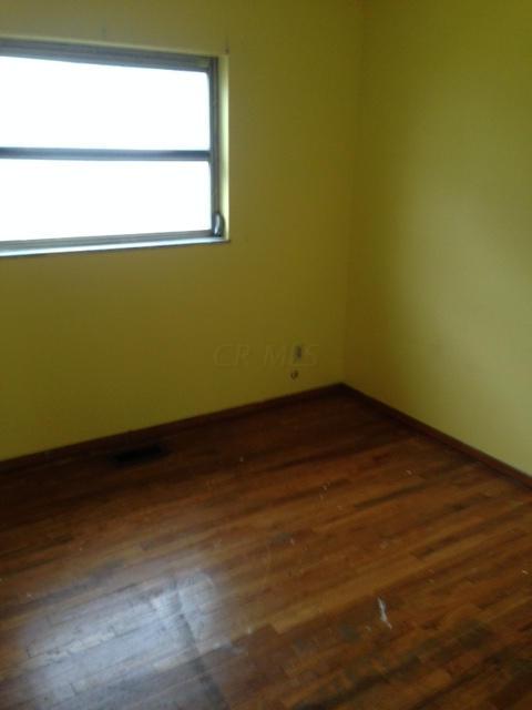 1806 Quigley Road Columbus, OH 43227 - Photo 5 of 14