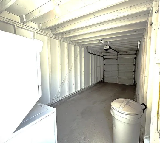 $3,000 | 837 North Calle De Pinos, Palm Springs, CA 92262