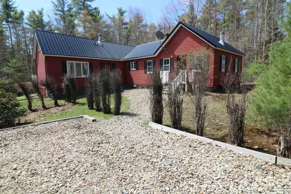 $399,900 | 544 Turnpike Road, Jaffrey, NH 03452