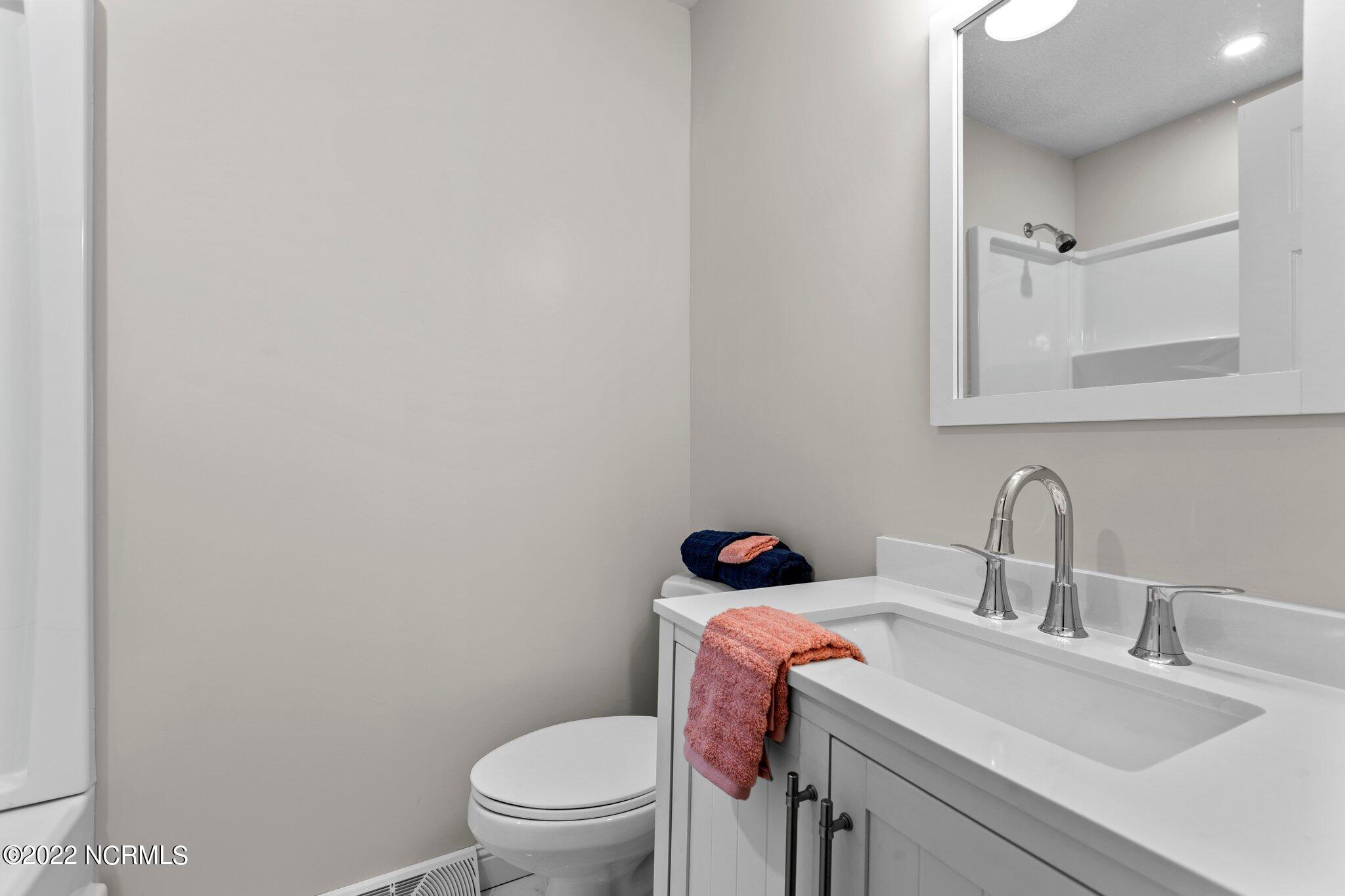 122 Rock Road Washington, NC 27889 - Photo 32 of 42 29-web-or-mls-IMGL6961