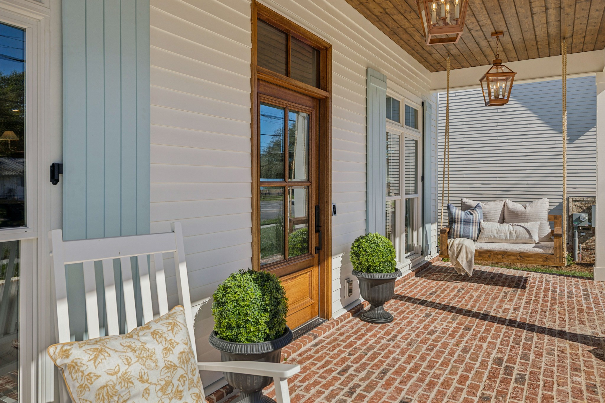308 Bridge Avenue Murfreesboro, TN 37129 - Photo 3 of 28 a view of a porch with chairs