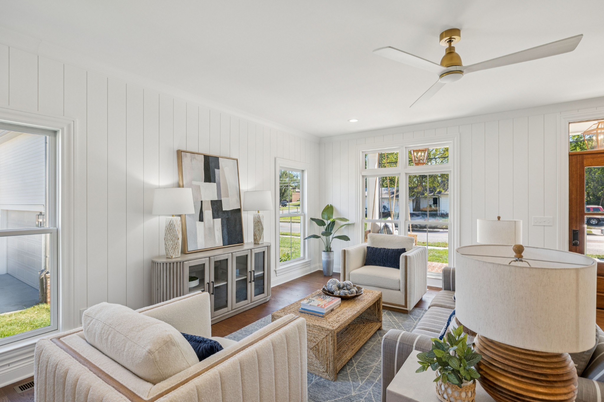308 Bridge Avenue Murfreesboro, TN 37129 - Photo 6 of 28 a living room with furniture and a window