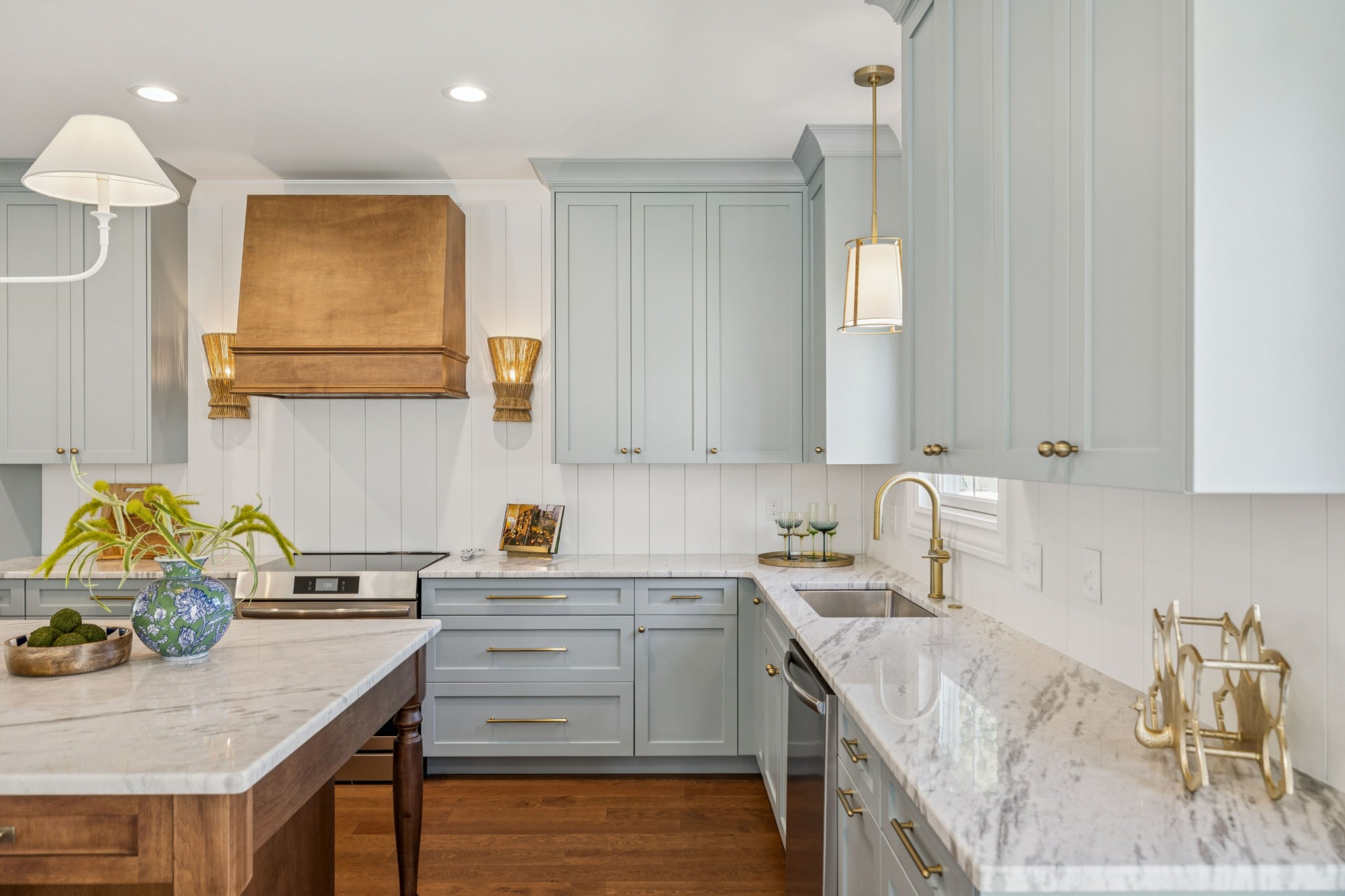 308 Bridge Avenue Murfreesboro, TN 37129 - Photo 8 of 28 a kitchen with a sink a stove and cabinets