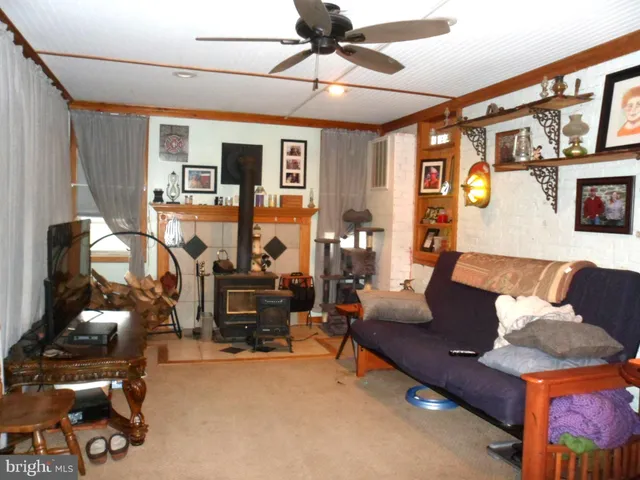 $899,950 | 7548 Linglestown Road, Harrisburg, PA 17112