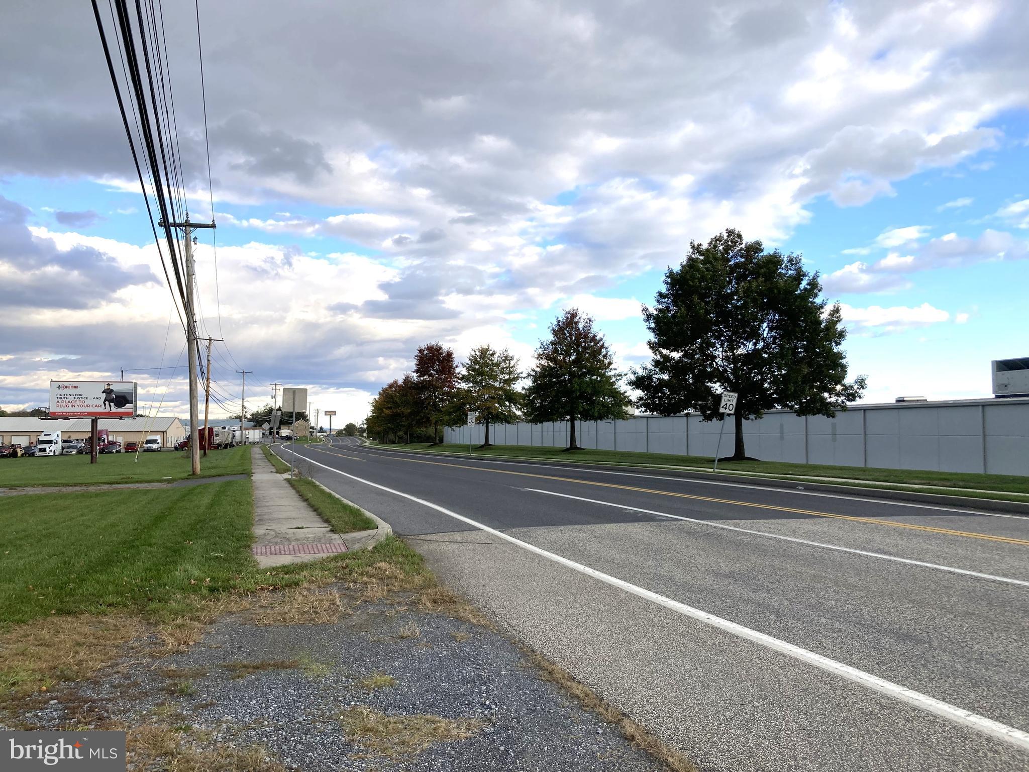 7548 Linglestown Road Harrisburg, PA 17112 - Photo 18 of 38 a view of a basketball court