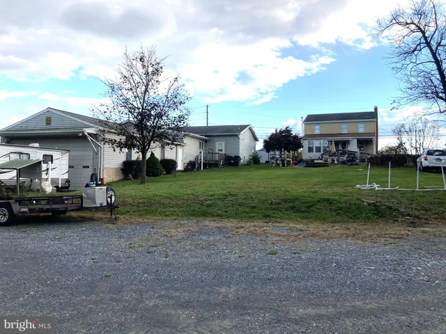 $899,950 | 7548 Linglestown Road, Harrisburg, PA 17112