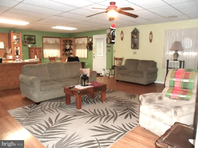 $899,950 | 7548 Linglestown Road, Harrisburg, PA 17112