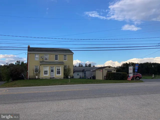 $899,950 | 7548 Linglestown Road, Harrisburg, PA 17112