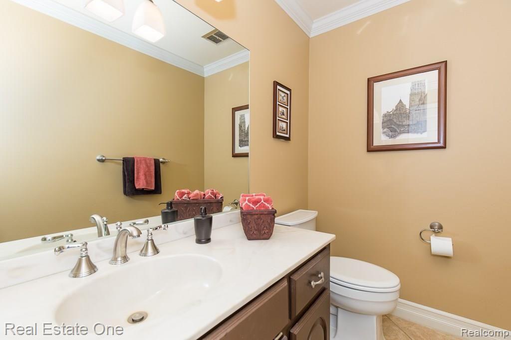 430 Mead Road Rochester, MI 48306 - Photo 24 of 61 Mead MLS-W037.jpg
