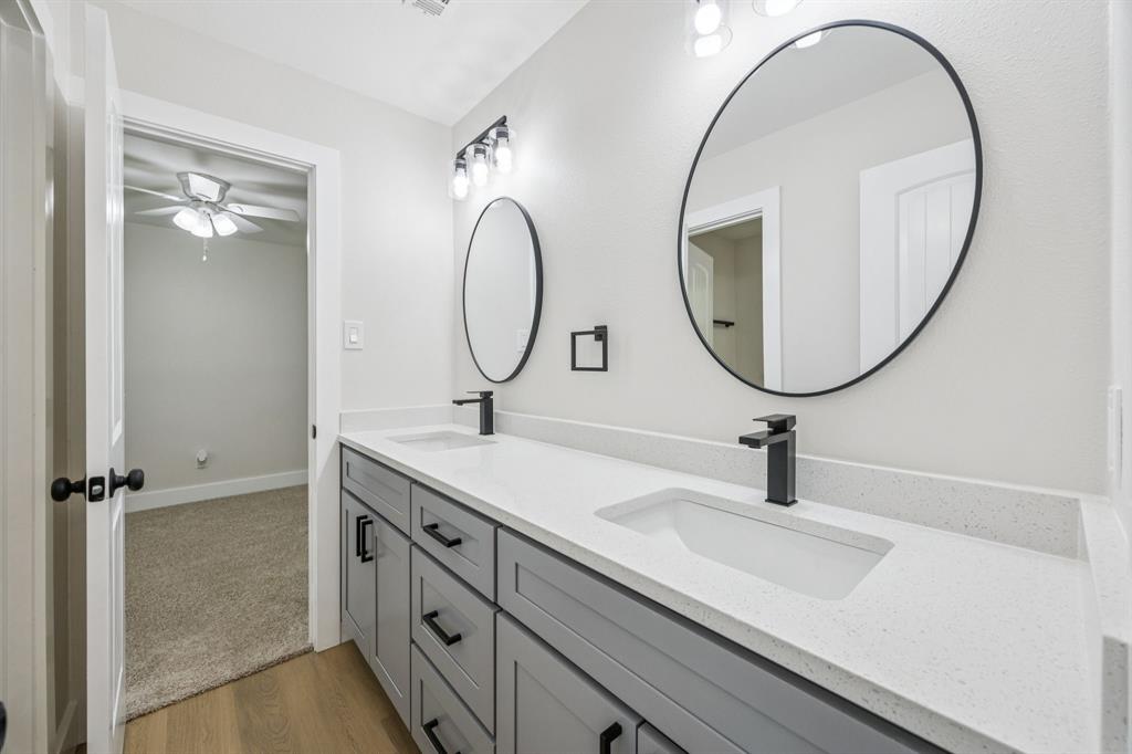 37 Devonshire Bedford, TX 76021 - Photo 28 of 39