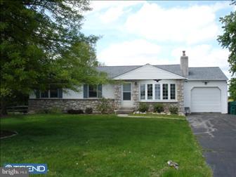 611 Elroy Road Souderton, PA 18964 - Photo 1 of 6 Exterior