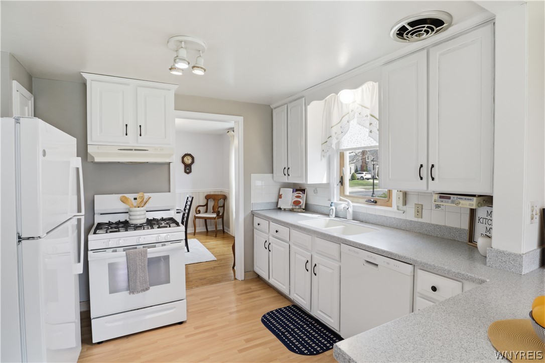 363 Wardman Road Tonawanda, NY 14217 - Photo 13 of 31