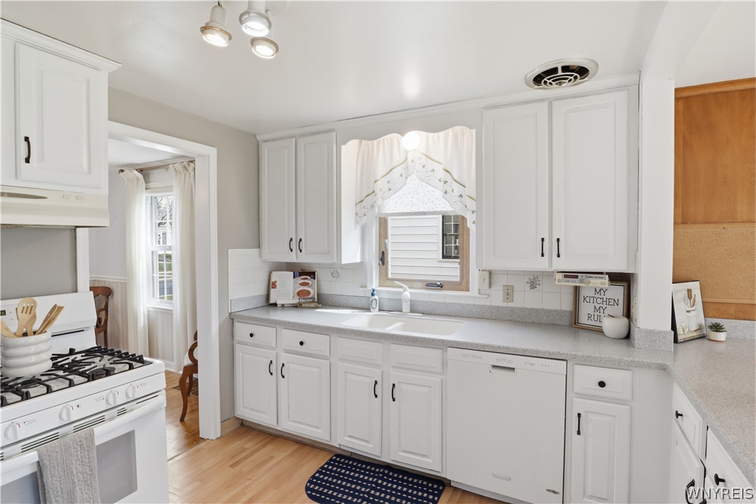 363 Wardman Road Tonawanda, NY 14217 - Photo 14 of 31